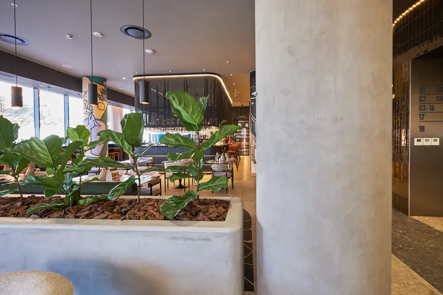 Cemcrete CemCote Skimmed concrete pillar, restaurant interior, Botswana